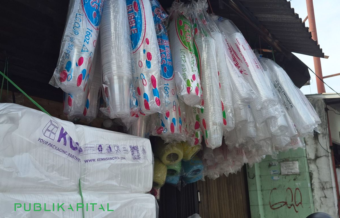 Harga Plastik Naik 2026: Penyebab, Dampak ke Pedagang, dan Solusi Terbaru yang Perlu Diketahui
