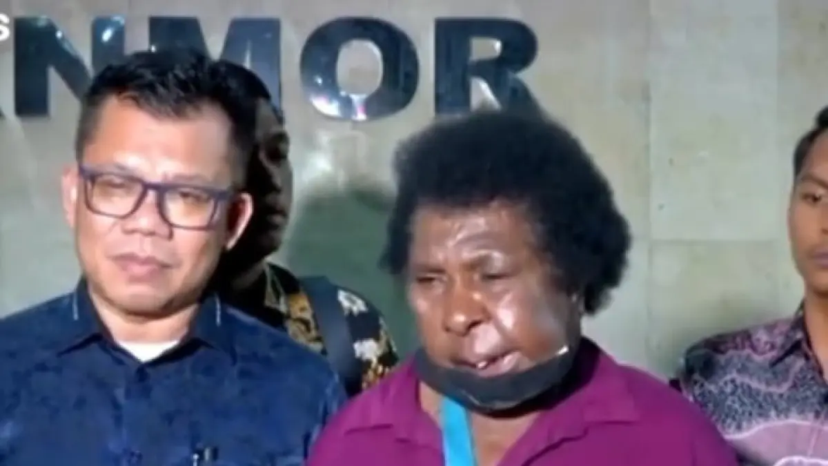 PDIP-DIBALIK-KEDATANGAN-MAMA-YASINTA-KE-JAKARTA-2026